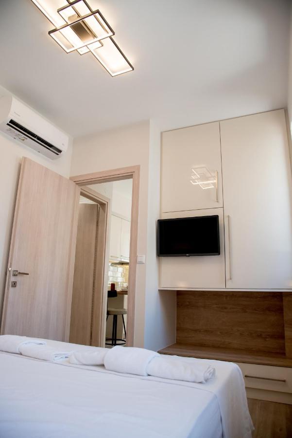 Chrysanthi'S Apartment Preveza Exterior photo